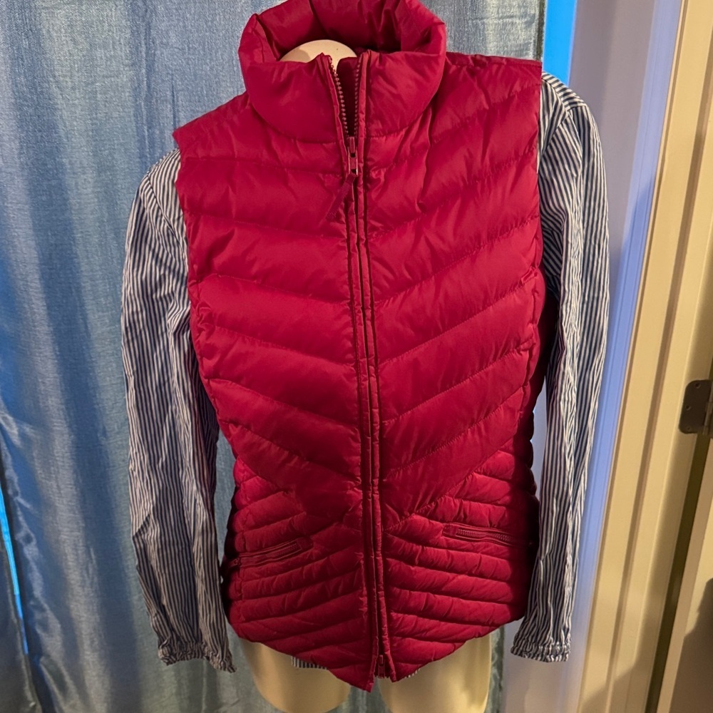 Talbots Vibrant Fuchsia Quilted Down Vest